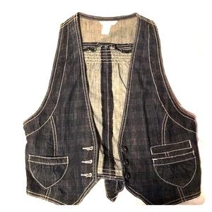 Matrices denim vest.